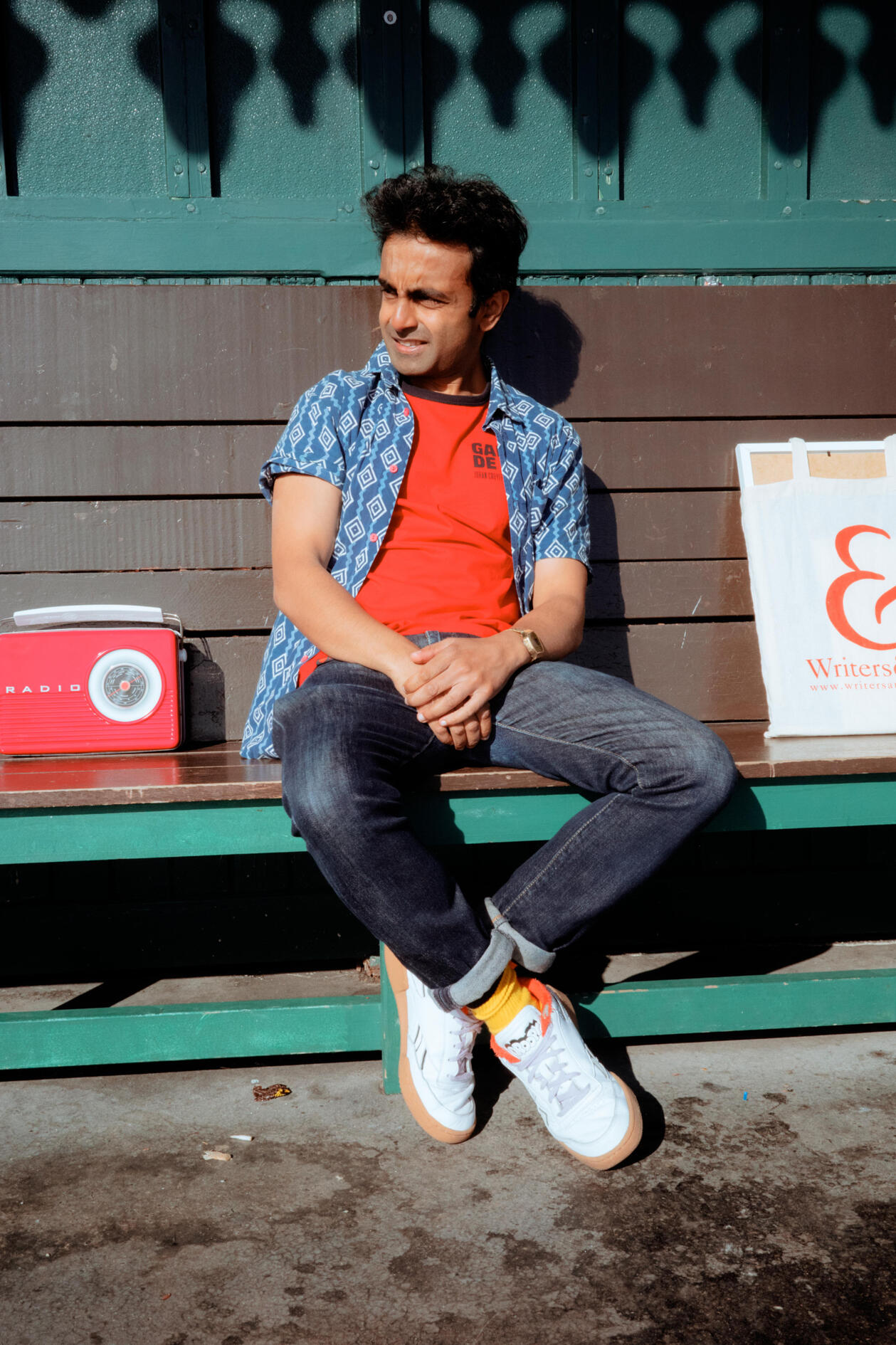 Asis Patel Ltd • Storytelling For People • Photo by Simon Edwards Asis Patel Ltd • Storytelling For People • Photo by Simon Edwards